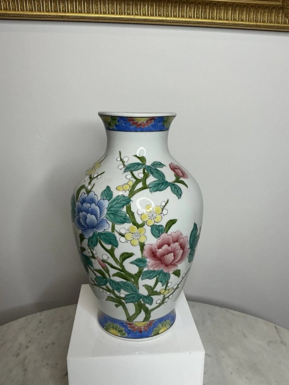Chinese Style Famille Rose Floral Porcelain Vase Blue Border Peony 11.25 Inch